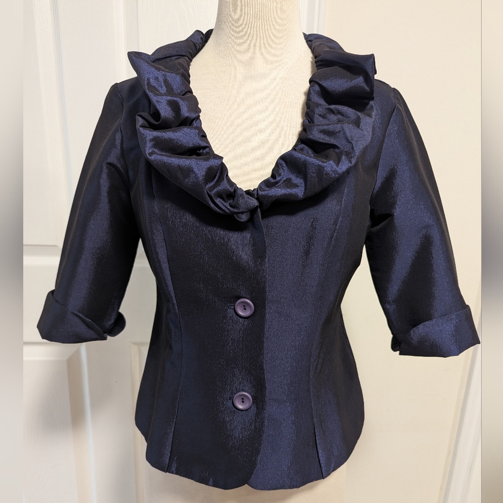 Elegant Ruffled Blazer - Picture 2 of 9